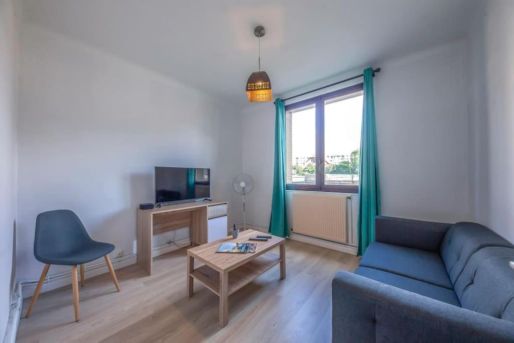 Appartement Au Bord De La Leysse A شامبيري المظهر الخارجي الصورة