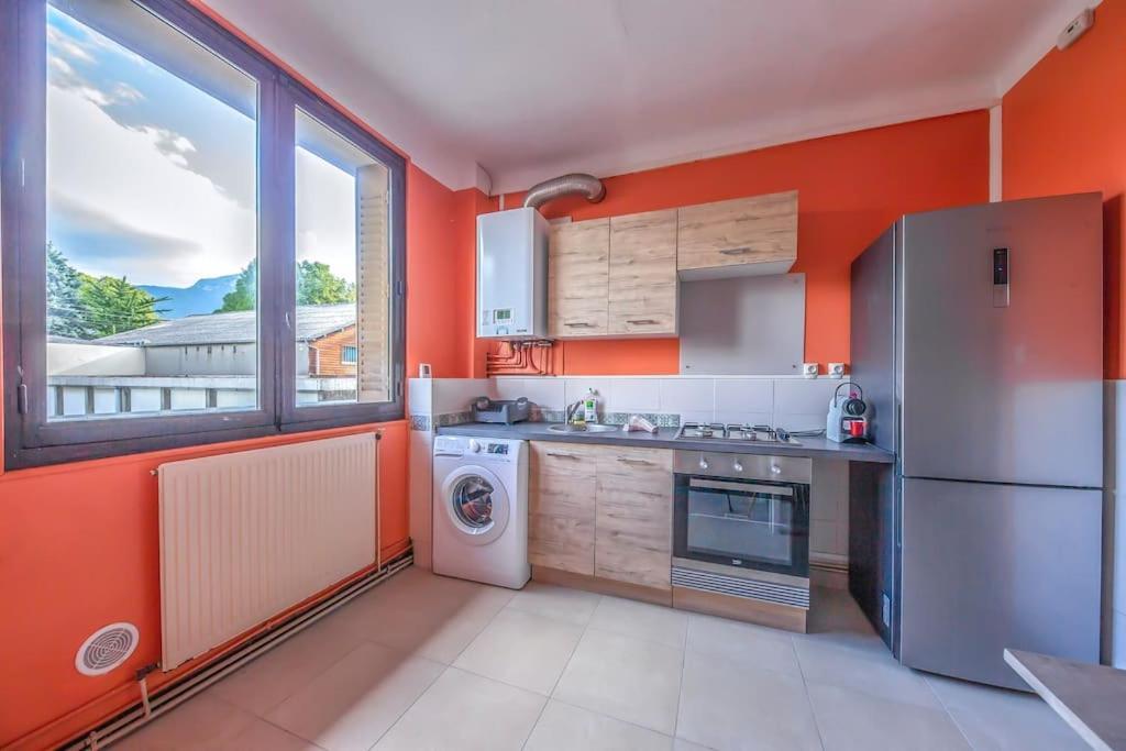 Appartement Au Bord De La Leysse A شامبيري المظهر الخارجي الصورة