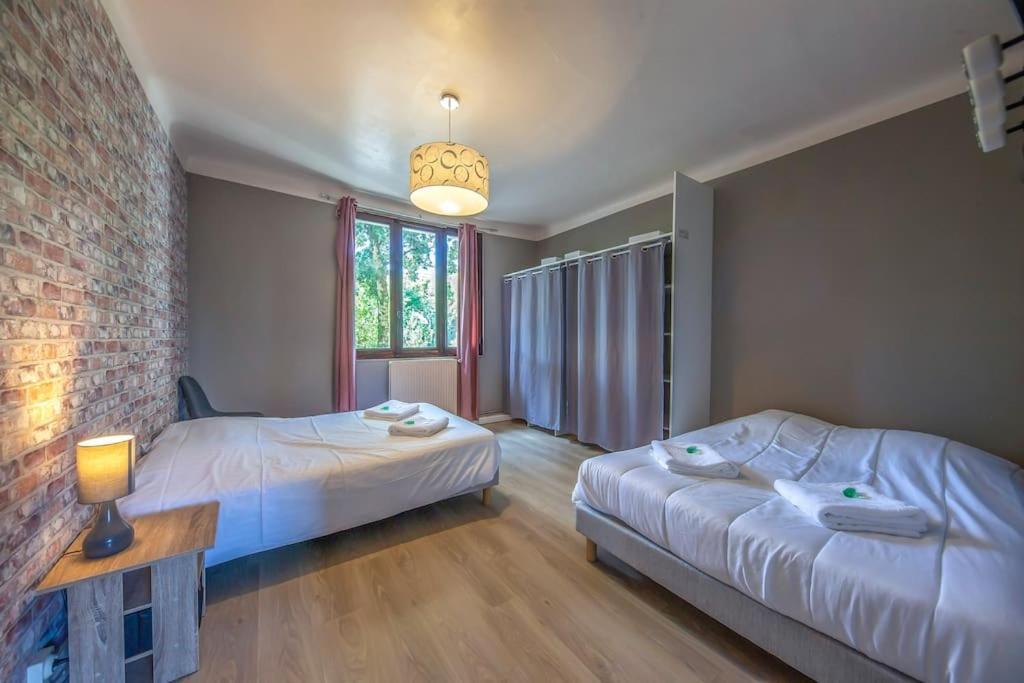 Appartement Au Bord De La Leysse A شامبيري المظهر الخارجي الصورة